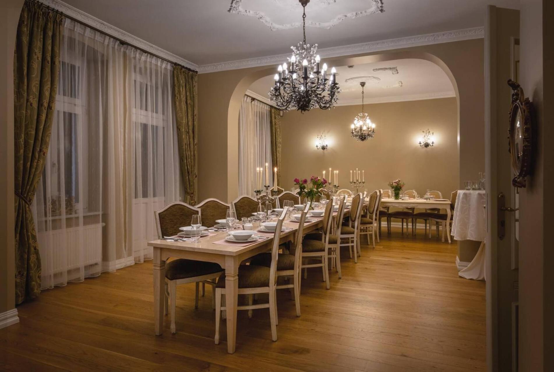 Hotel Amalia กูโดวาสโดรยจ์ ภายนอก รูปภาพ