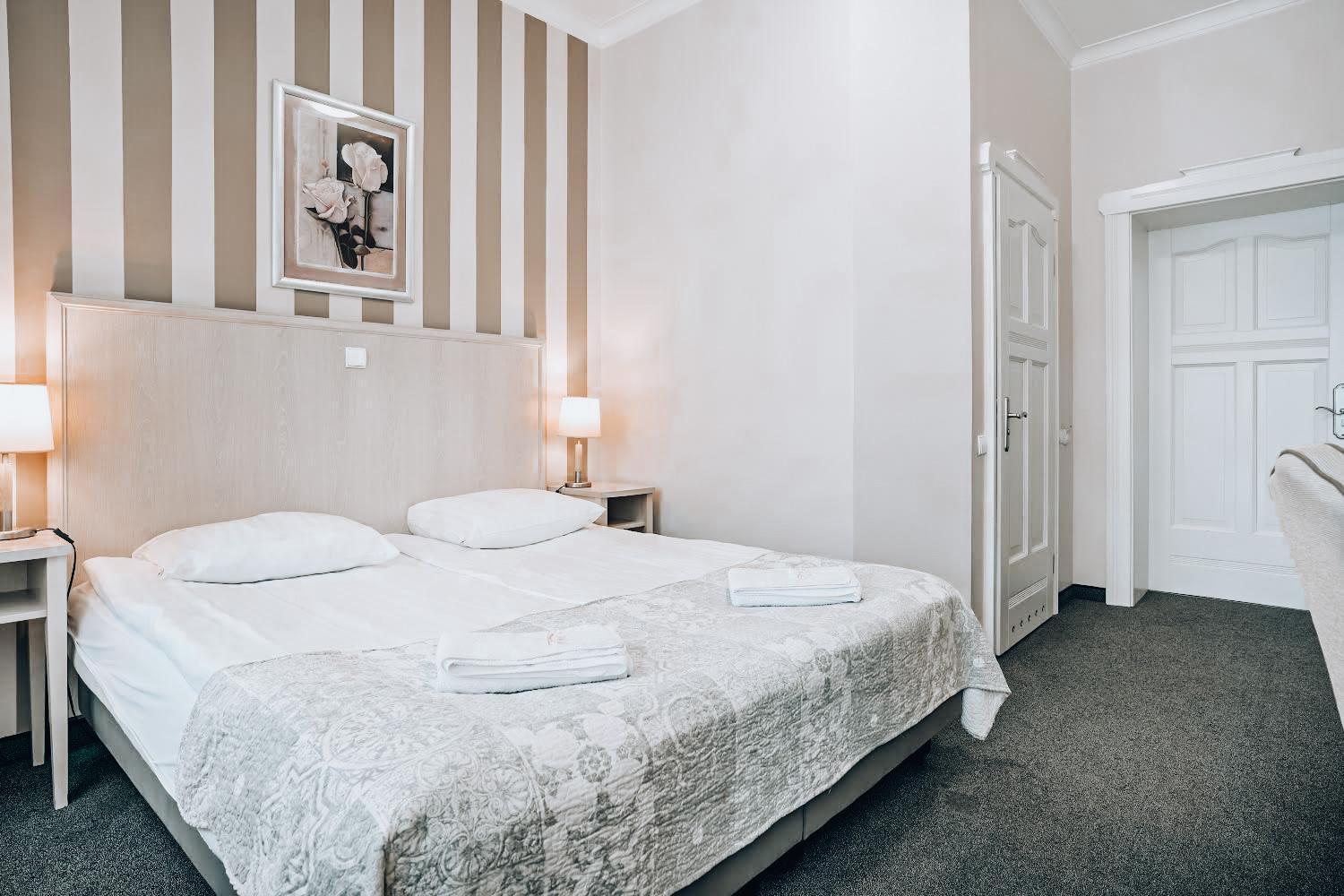 Hotel Amalia กูโดวาสโดรยจ์ ภายนอก รูปภาพ